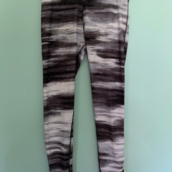 SO space dye full length leggings w/ cutouts at ankles sz S - Picture 2 of 10